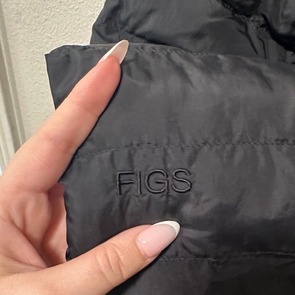 Figs puffer jacket - Picture 2 of 6